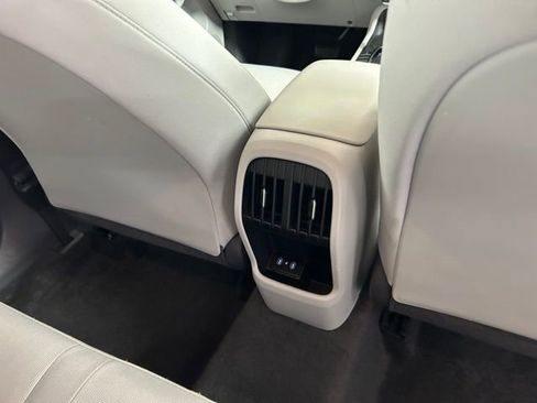 Used 2025 Hyundai Kona SEL AWD/4WD image 14