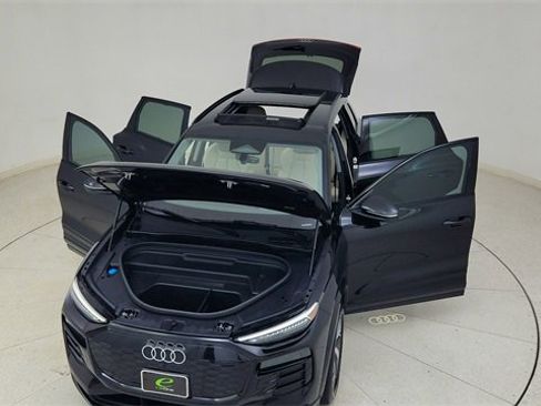 Used 2025 Audi Q6 e-tron Premium Plus w/ Premium Plus image 84