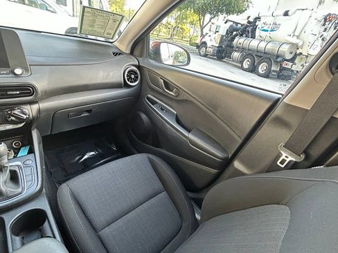 Used 2023 Hyundai Kona SEL AWD/4WD image 11