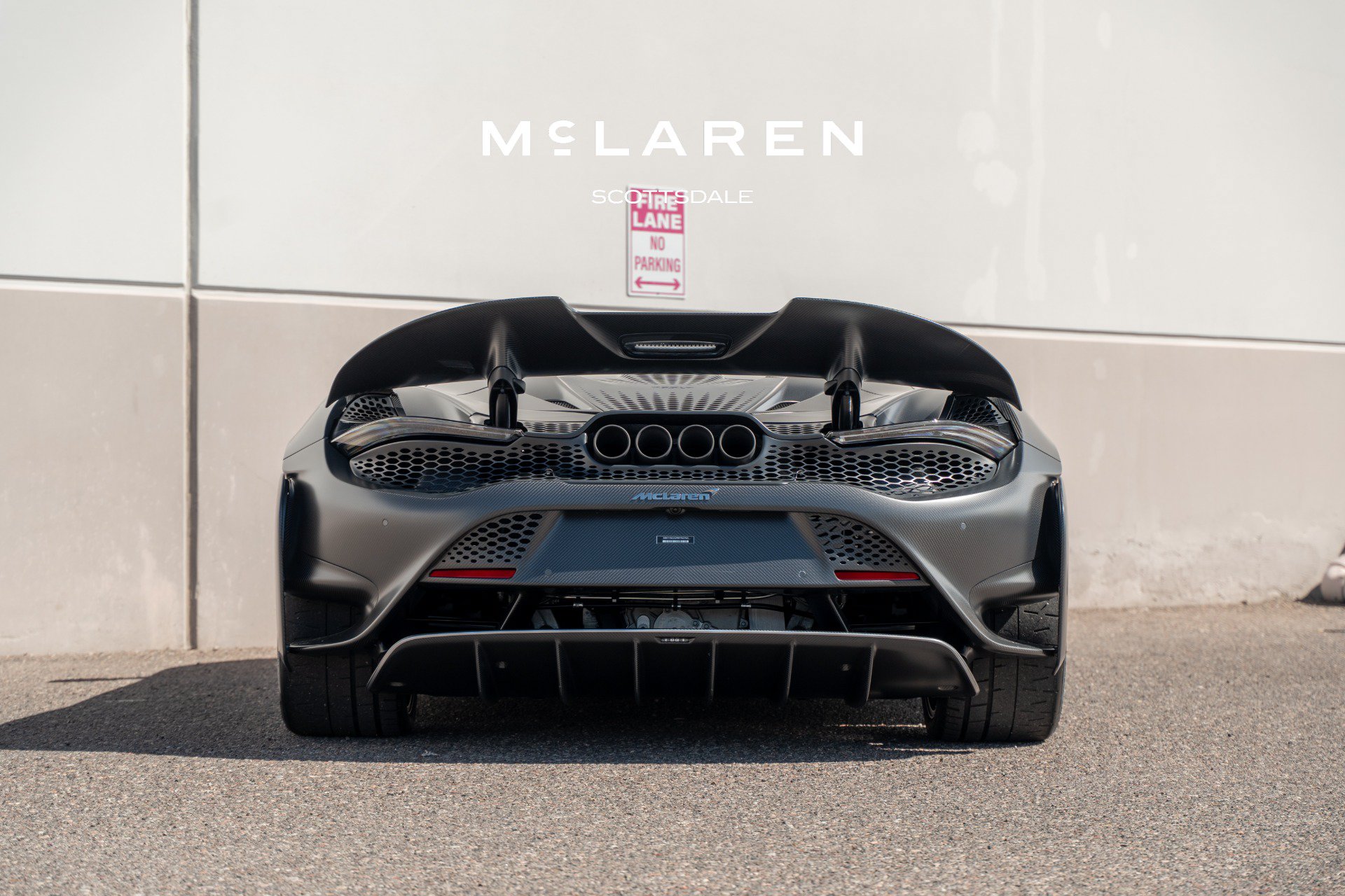 Used 2022 McLaren 765LT RWD image 6