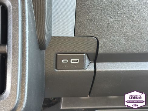 Used 2023 Chevrolet Brightdrop 600 w/ Active Safety Package 2 AWD/4WD image 19
