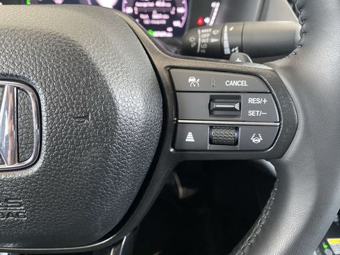 Used 2025 Honda Accord EX-L image 7