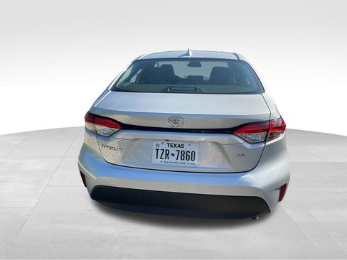 Used 2024 Toyota Corolla LE FWD image 6