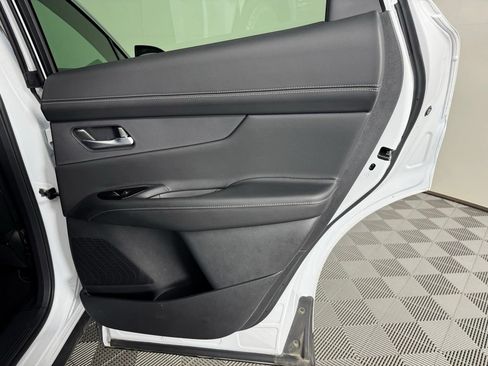 Used 2025 Nissan Murano SL AWD/4WD image 30