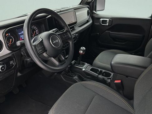 Used 2024 Jeep Wrangler Sport AWD/4WD image 10