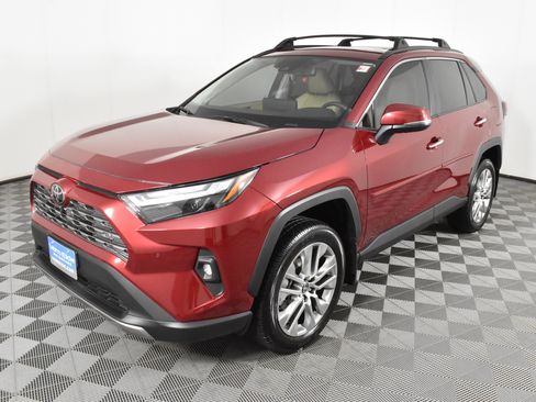 Used 2024 Toyota RAV4 Limited image 10