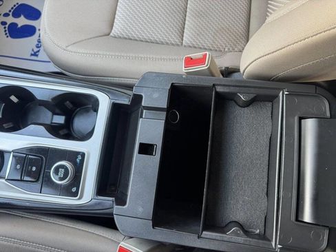 Used 2023 Ford Explorer 4WD image 25