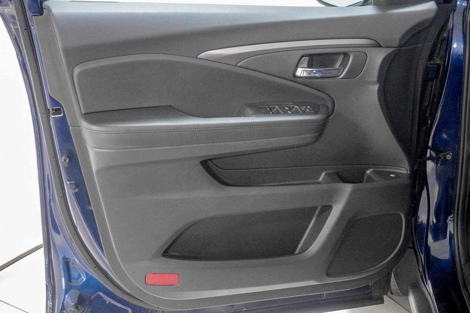 Used 2019 Honda Passport Sport image 16
