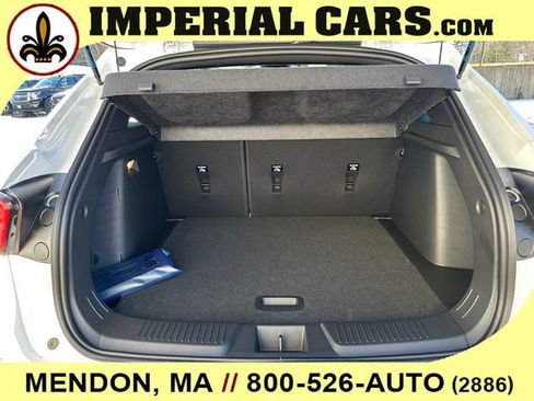 New 2026 Chevrolet Trax RS w/ Sunroof Package image 11