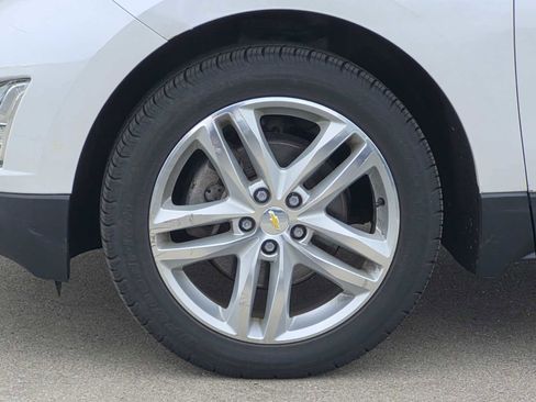 Used 2019 Chevrolet Equinox Premier AWD/4WD image 12