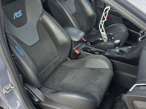 Used 2017 Ford Focus RS image 10
