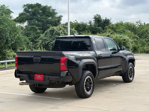 Used 2026 Toyota Tacoma TRD Off-Road AWD/4WD image 7