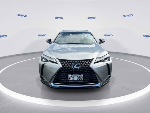 Used 2022 Lexus UX 200 FWD image 3