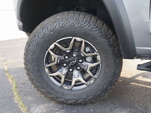 New 2025 Chevrolet Colorado ZR2 w/ Technology Package image 33