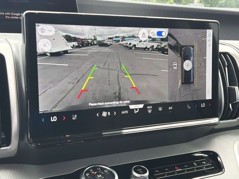 New 2026 Ford Expedition Max Active RWD image 4
