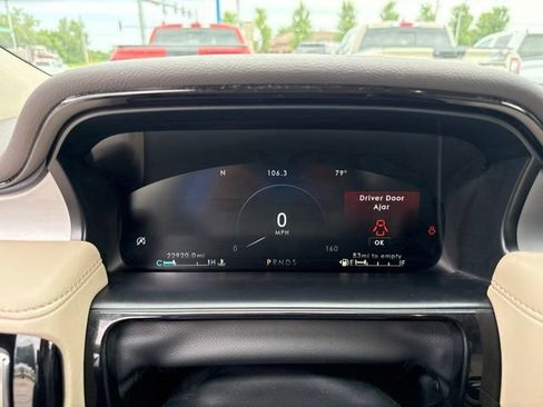 Certified 2023 Lincoln Nautilus AWD w/ Premium Package image 27