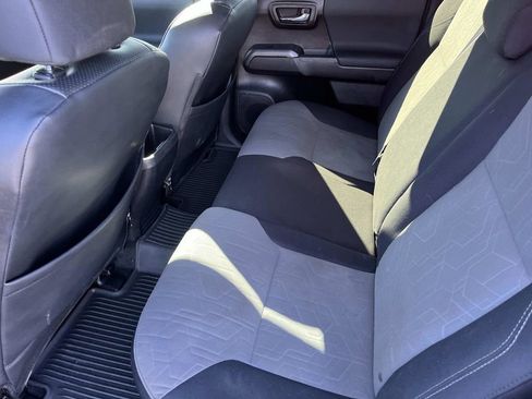 Used 2021 Toyota Tacoma TRD Off-Road w/ Technology Package image 16