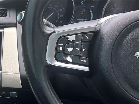 Used 2019 Jaguar E-PACE R-Dynamic S image 26