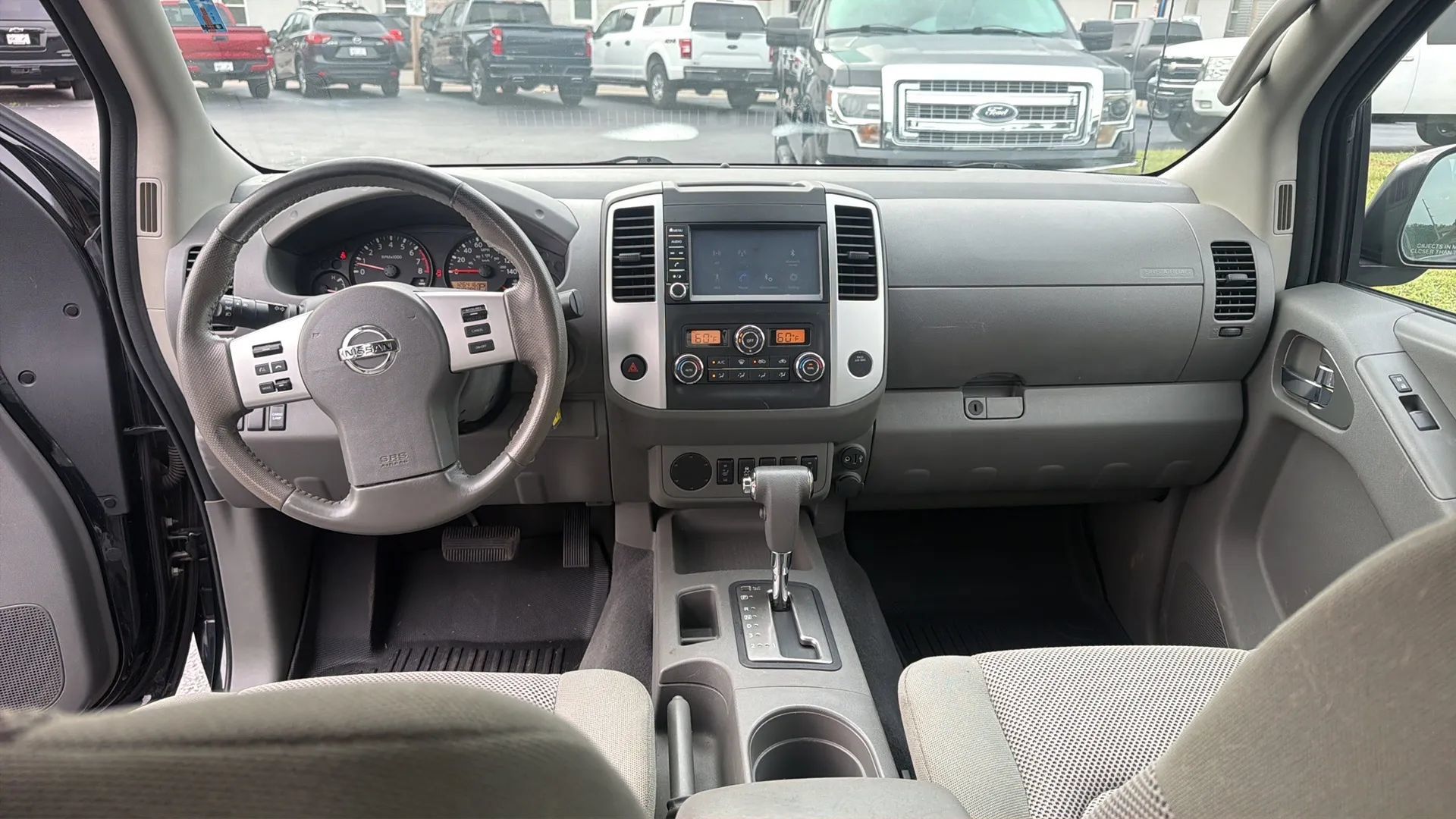 Used 2019 Nissan Frontier SV w/ Value Truck Package RWD image 11