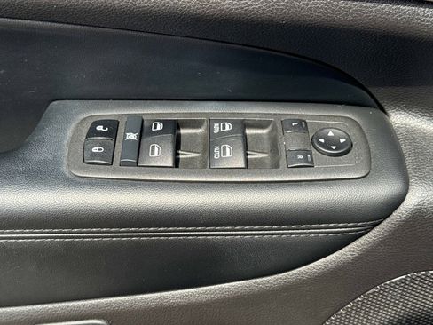 Certified 2021 Jeep Grand Cherokee Limited X image 21