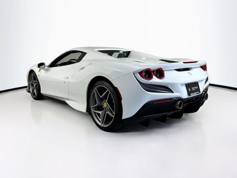 Certified 2022 Ferrari F8 Tributo RWD image 5