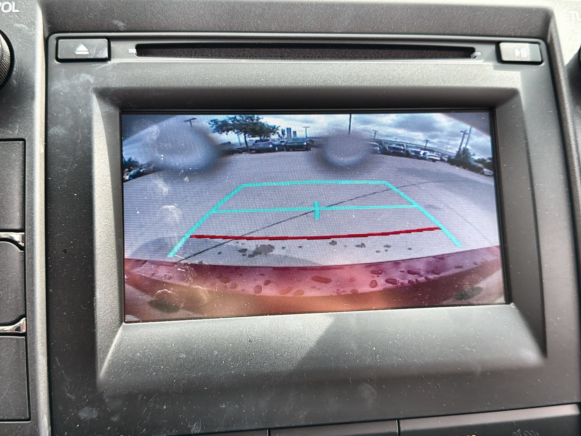 Used 2017 Toyota Camry LE FWD image 17