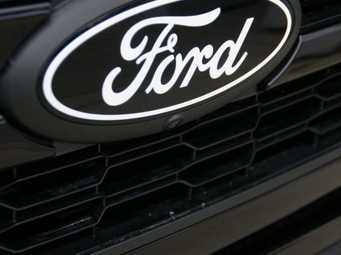 New 2026 Ford F150 Lariat w/ Equipment Group 501A Mid image 8