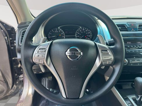 Used 2013 Nissan Altima 3.5 S FWD image 11