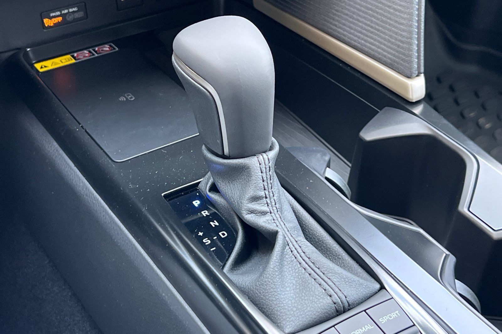 New 2026 Toyota Camry SE FWD image 20