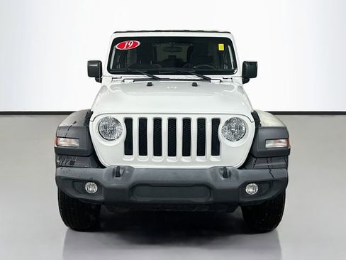 Used 2019 Jeep Wrangler Unlimited Sport S image 4