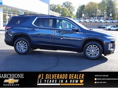 Used 2023 Chevrolet Traverse LT