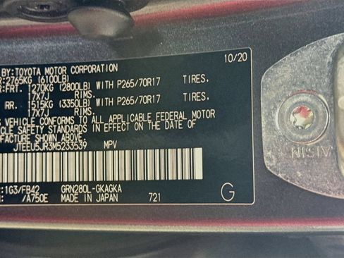 Certified 2021 Toyota 4Runner SR5 RWD image 29
