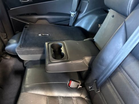 Used 2016 Kia Sorento SX FWD image 17