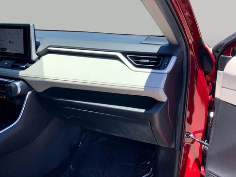 Used 2024 Toyota RAV4 XLE Premium FWD image 19
