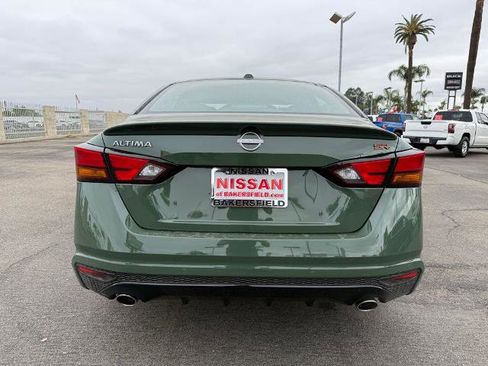 New 2025 Nissan Altima 2.5 SR w/ SR Premium Package image 5
