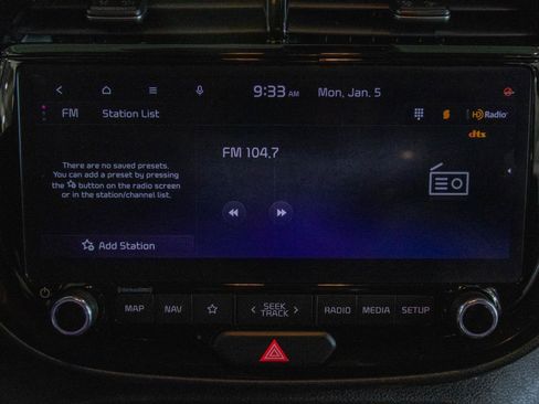 Used 2024 Kia Soul S image 9