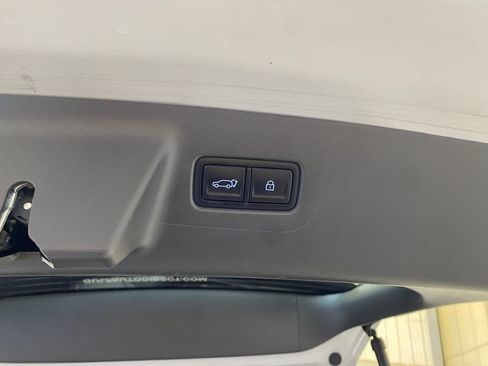 Used 2026 Hyundai Santa Fe SEL FWD image 32