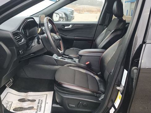 Used 2024 Ford Escape ST-Line image 19