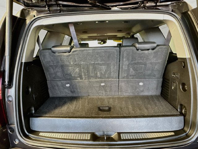 Used 2017 Chevrolet Tahoe LT w/ Luxury Package AWD/4WD image 29