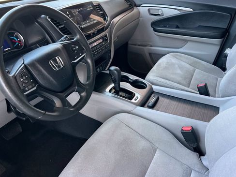 Used 2019 Honda Pilot EX image 12