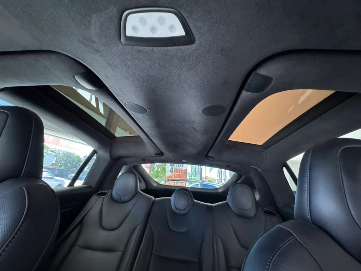 Used 2022 Tesla Model X AWD/4WD image 39