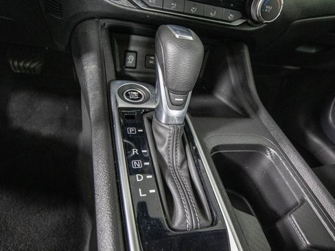 Used 2024 Nissan Sentra SV w/ Trunk Package image 24