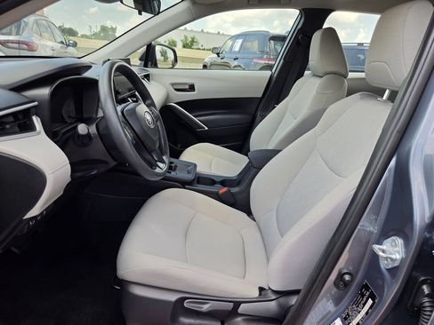 Used 2026 Toyota Corolla Cross L FWD image 25
