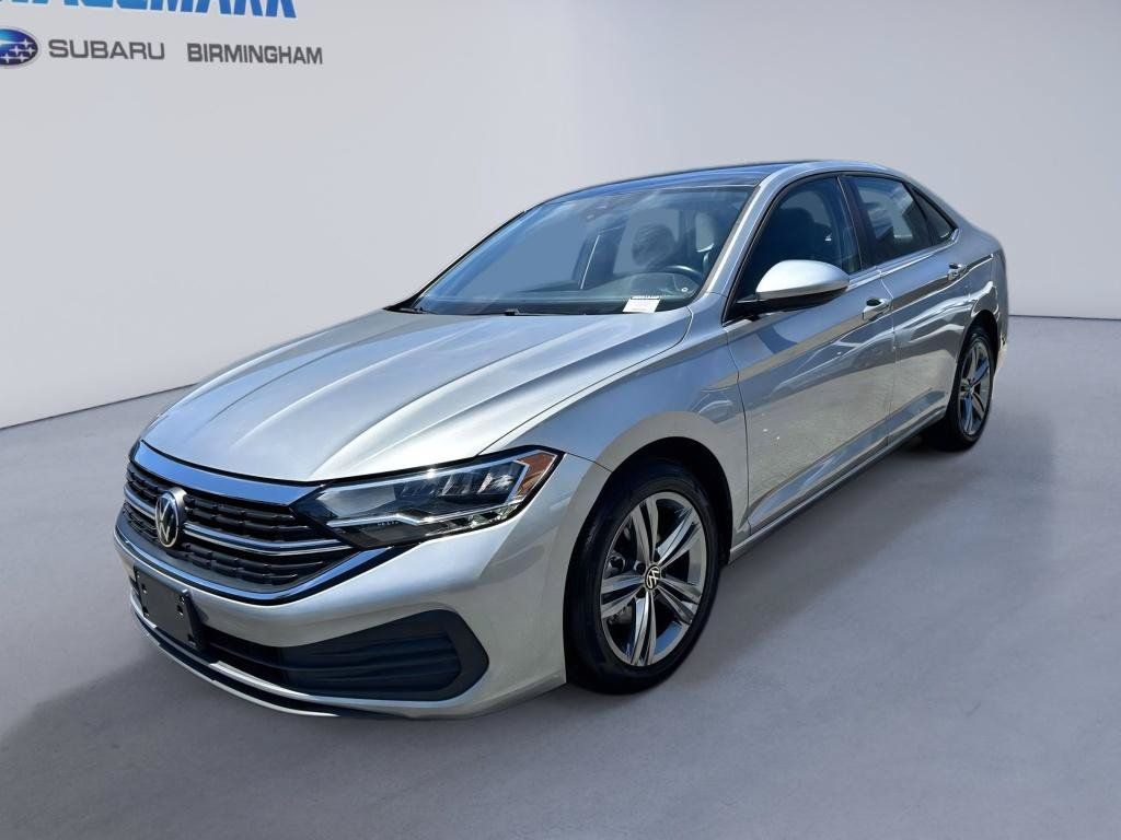 Used 2024 Volkswagen Jetta SE FWD image 5