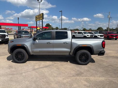 New 2026 GMC Canyon Elevation w/ Convenience Package AWD/4WD image 3