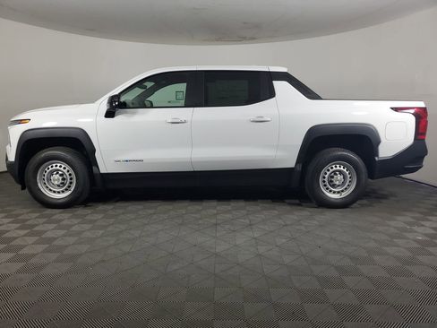 New 2026 Chevrolet Silverado EV W/T image 7