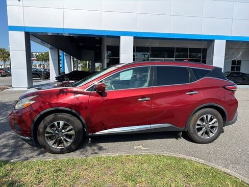 Used 2017 Nissan Murano SV FWD image 4