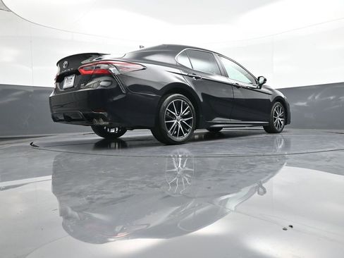Certified 2023 Toyota Camry SE image 29