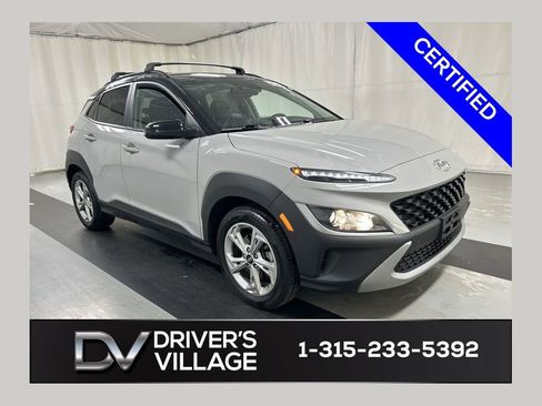 Used 2023 Hyundai Kona SEL AWD/4WD image 1