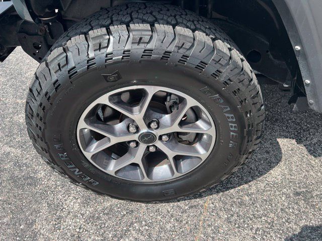 Used 2024 Jeep Wrangler Sport AWD/4WD image 17